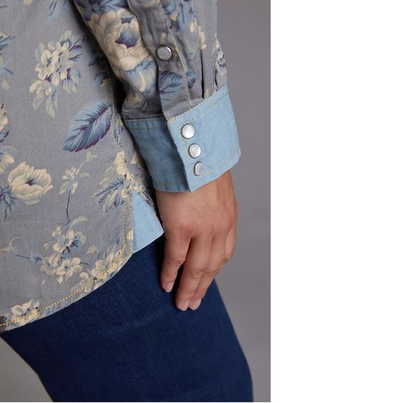 COPY - Anthropologie NEW Floral Chambray Buttondown - Picture 3 of 8